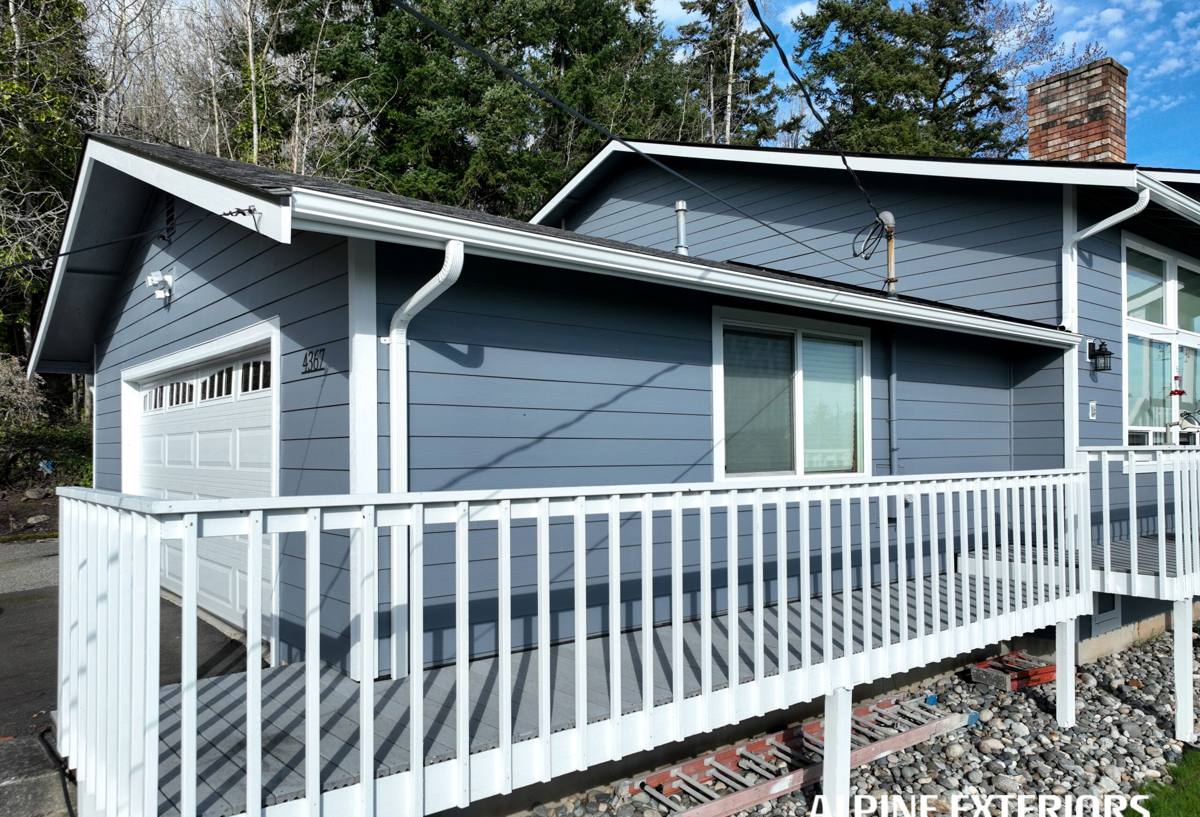 Blaine Roofing Co standing seam metal roof in Blaine, WA